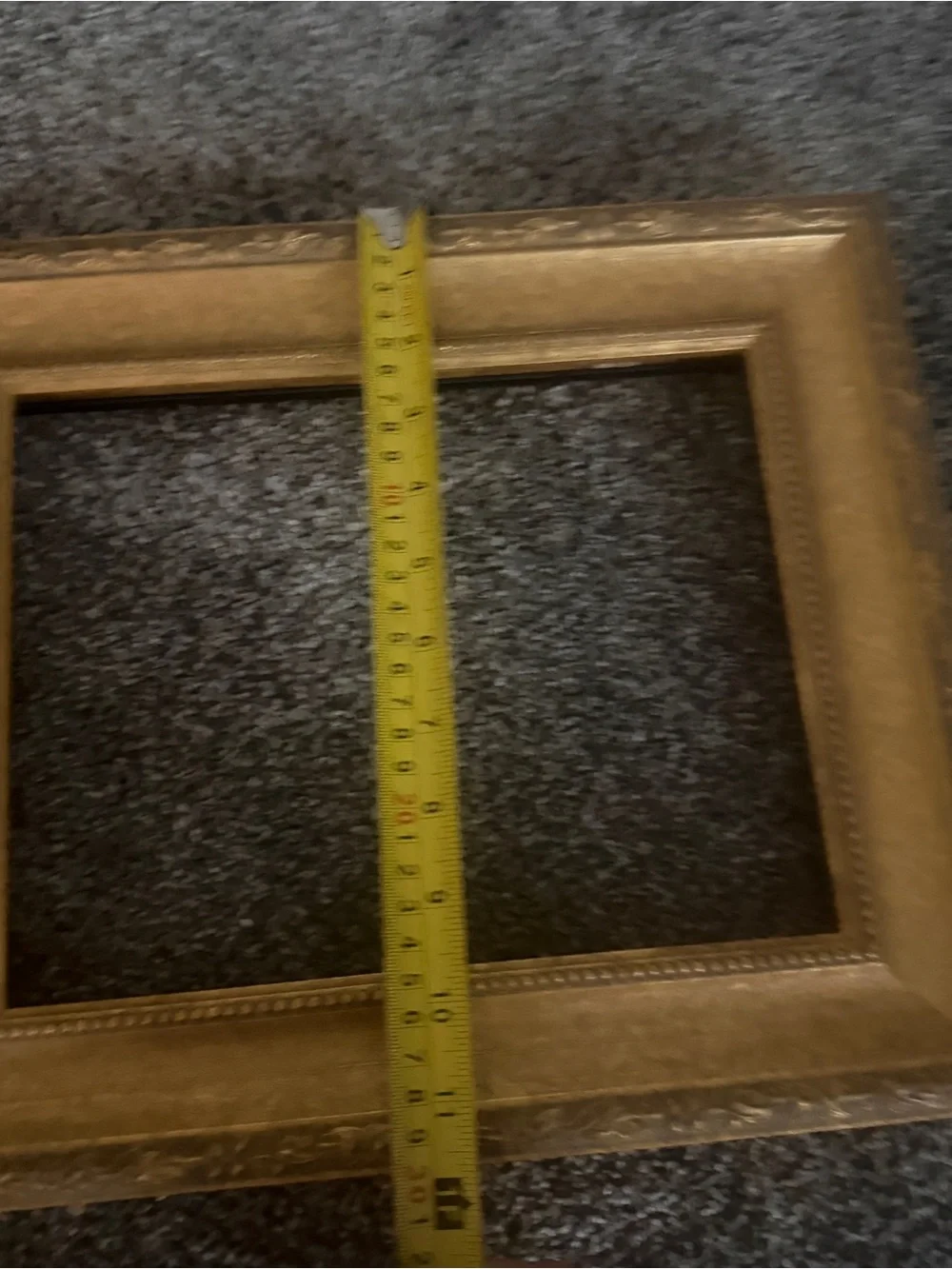 Gold picture frames lot of 2